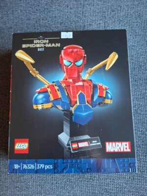 Lego Iron Spider-Man Buste