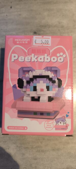 Makansm Peekaboo kitten met hoofdtelefoon