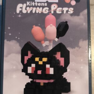 Mekansm Flying Pets kitten zwart/roos