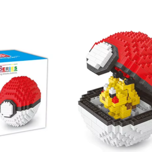 Wise Hawk Pikachu met Pokémon bal