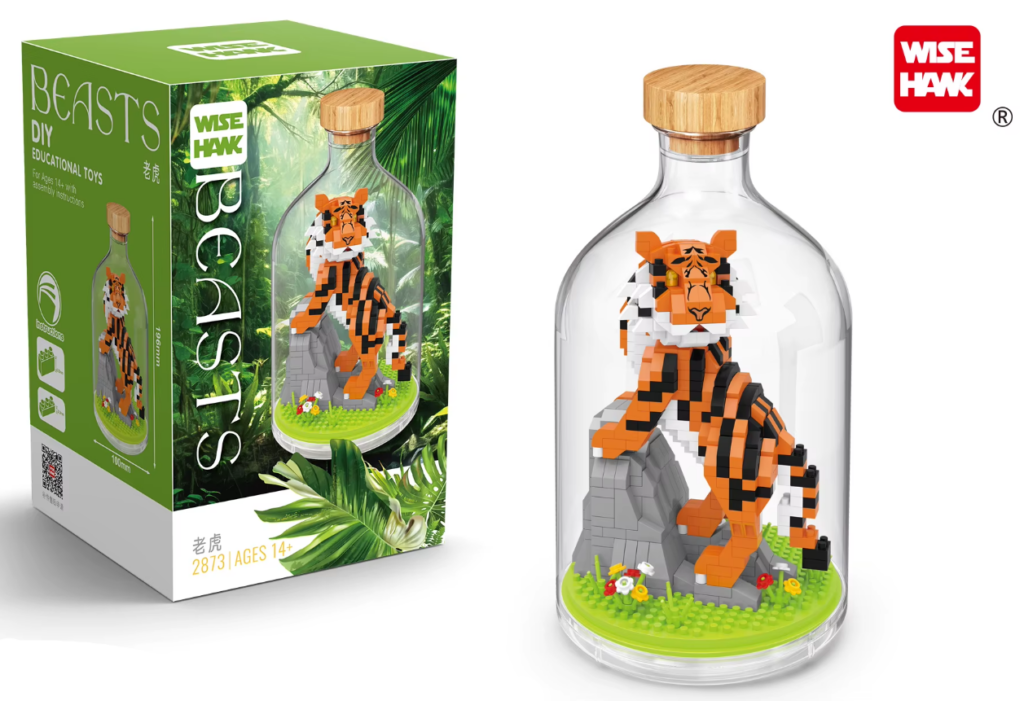 Wise Hawk Beasts Tijger met stolp in flesvorm